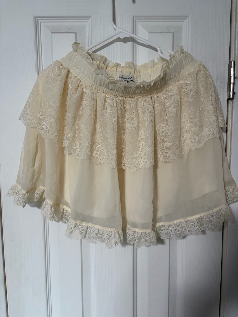 Francesca's Collections Cream Lace Off-Shoulder Ruffle Tunic